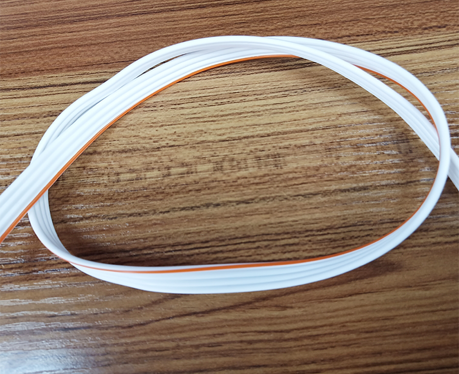 1-20091Q55ZX41 4Pin Silicone Rubber Insulation Cable 2.5*10mm 3